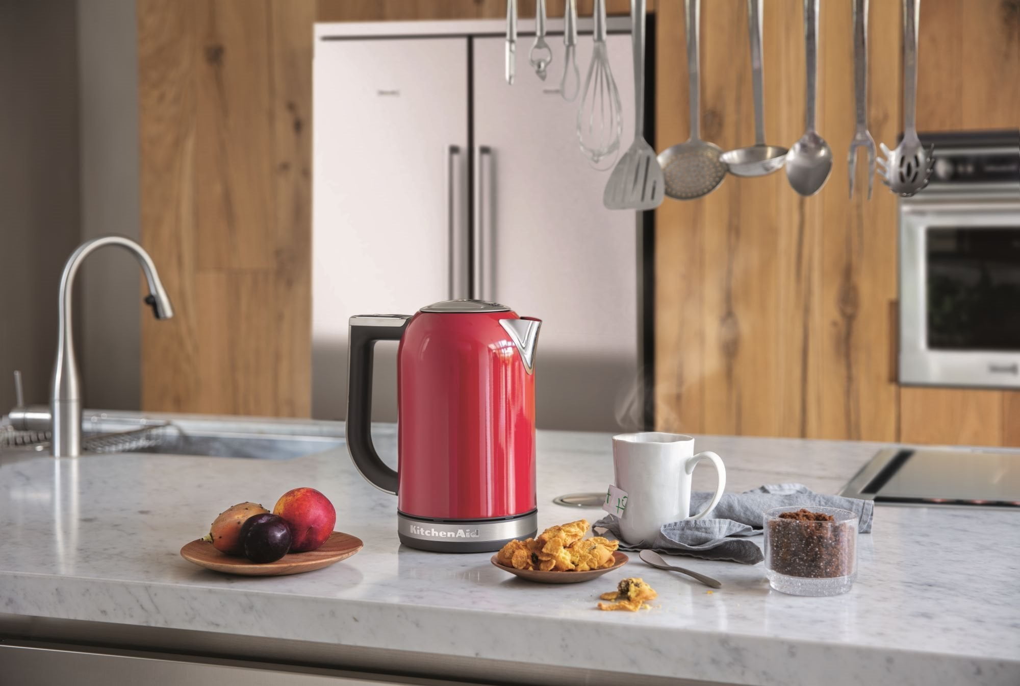 Fierbator electric 1,7 L, Empire Red - KitchenAid 9 - Echipamente Horeca Fierbator electric 1,7 L, Empire Red - KitchenAid - imagine 7